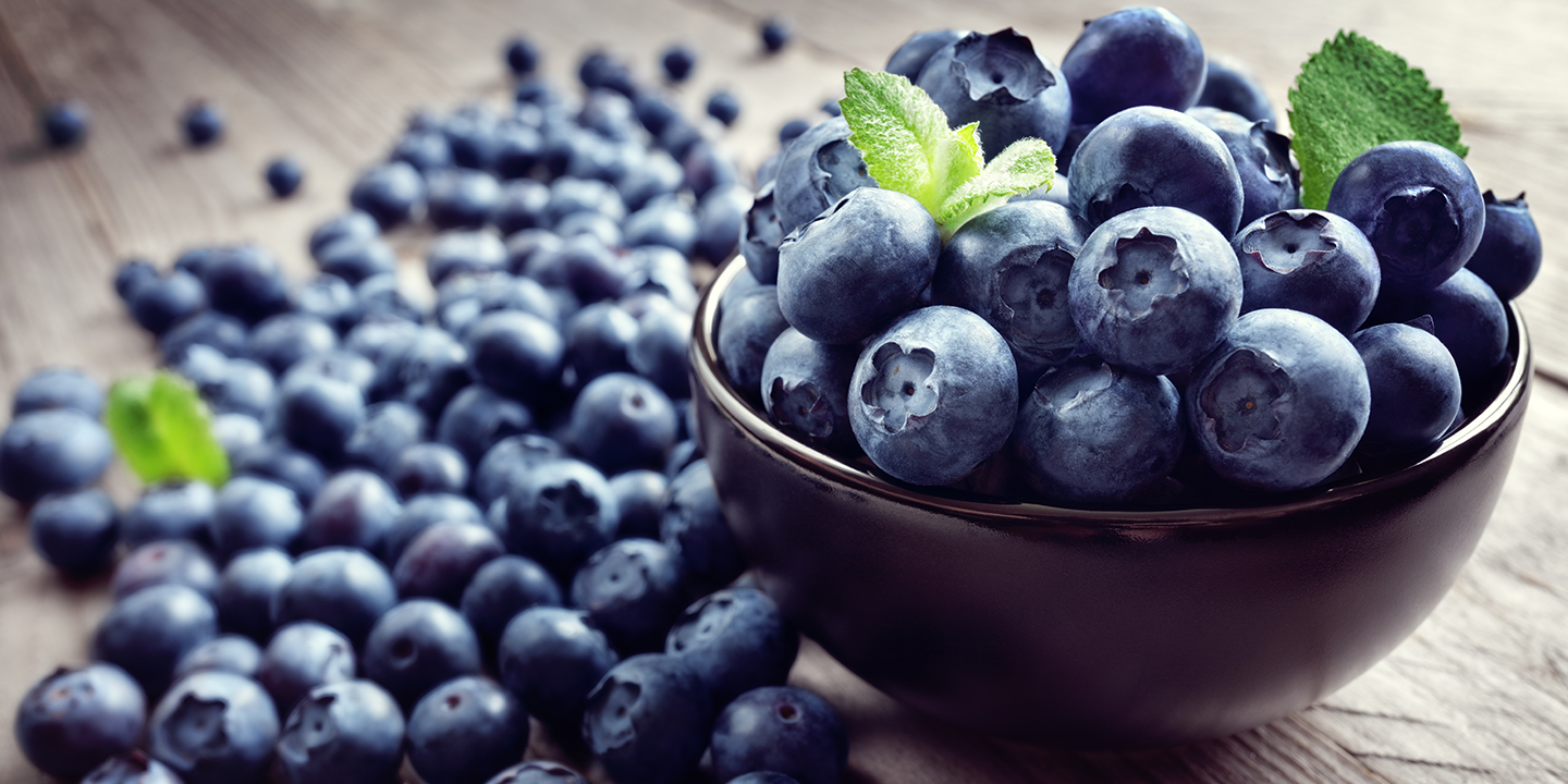 Blueberries are good to eat before a workout.